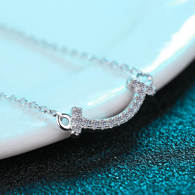 Round Cut Moissanite Diamond Smiley Necklace