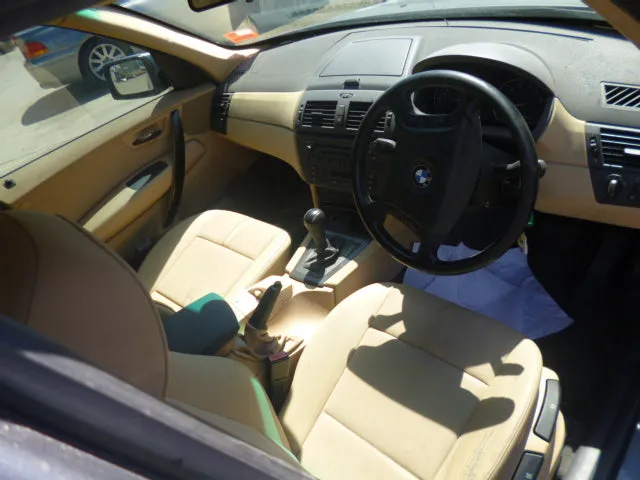 S2700 X3 E83 SAV 2.5i M54 AUTO 2004/08