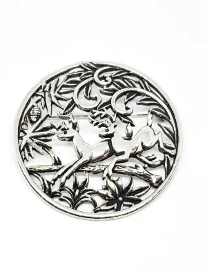 Sarah Coventry signed Christmas reindeer figural silver toned vintage brooch