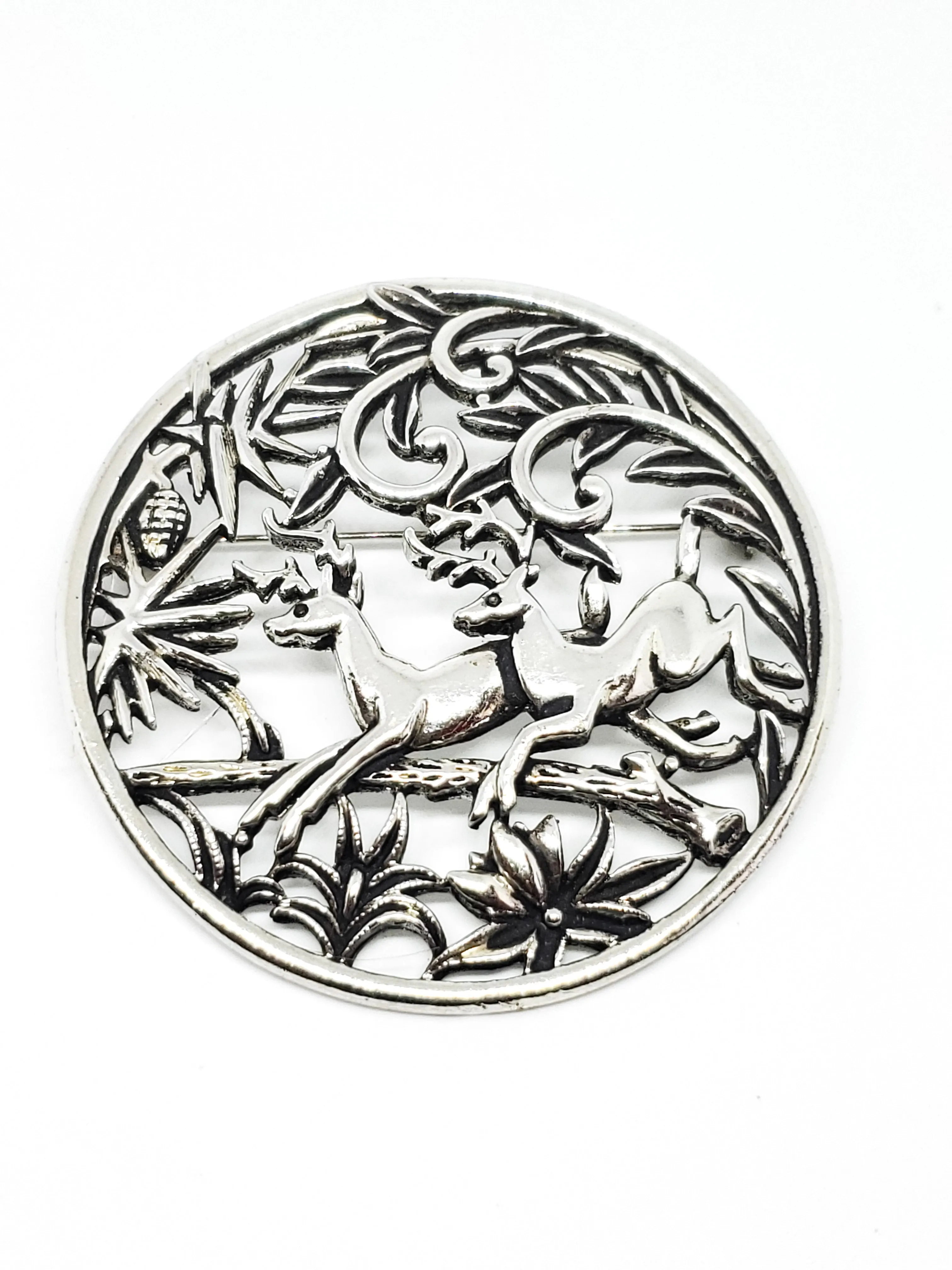 Sarah Coventry signed Christmas reindeer figural silver toned vintage brooch