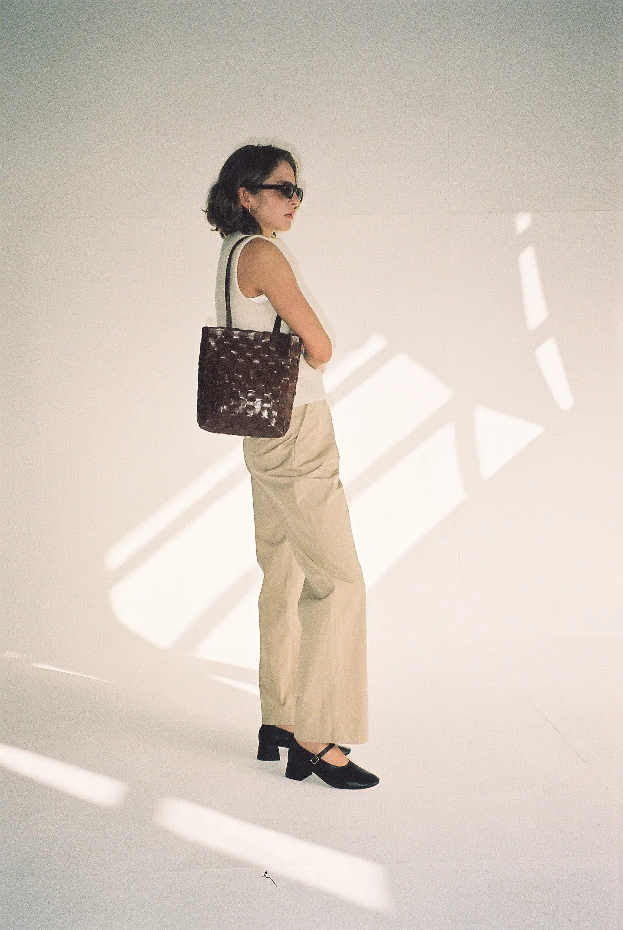 Shaker Bag — Walnut — Narrow Weave
