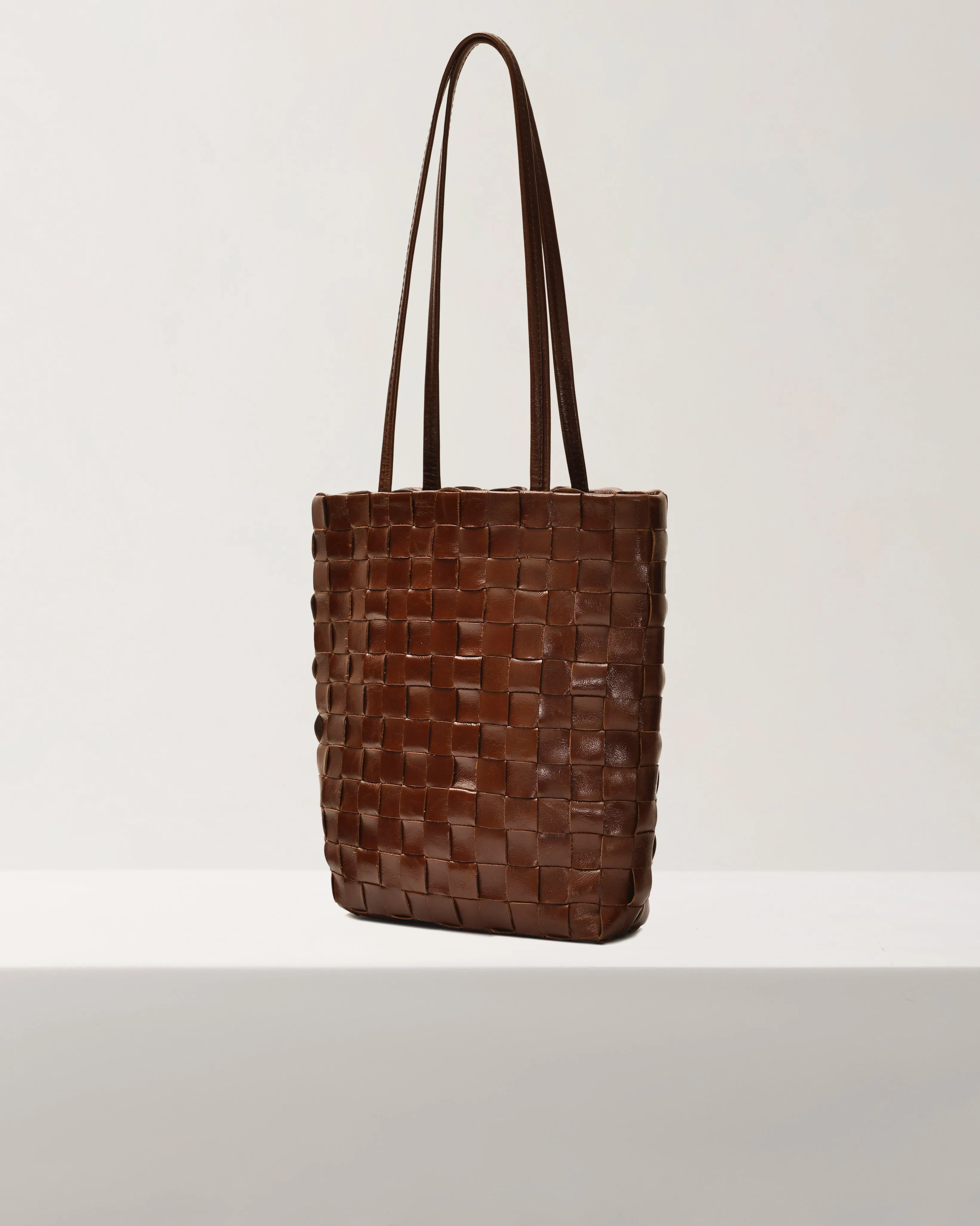 Shaker Bag — Walnut — Narrow Weave