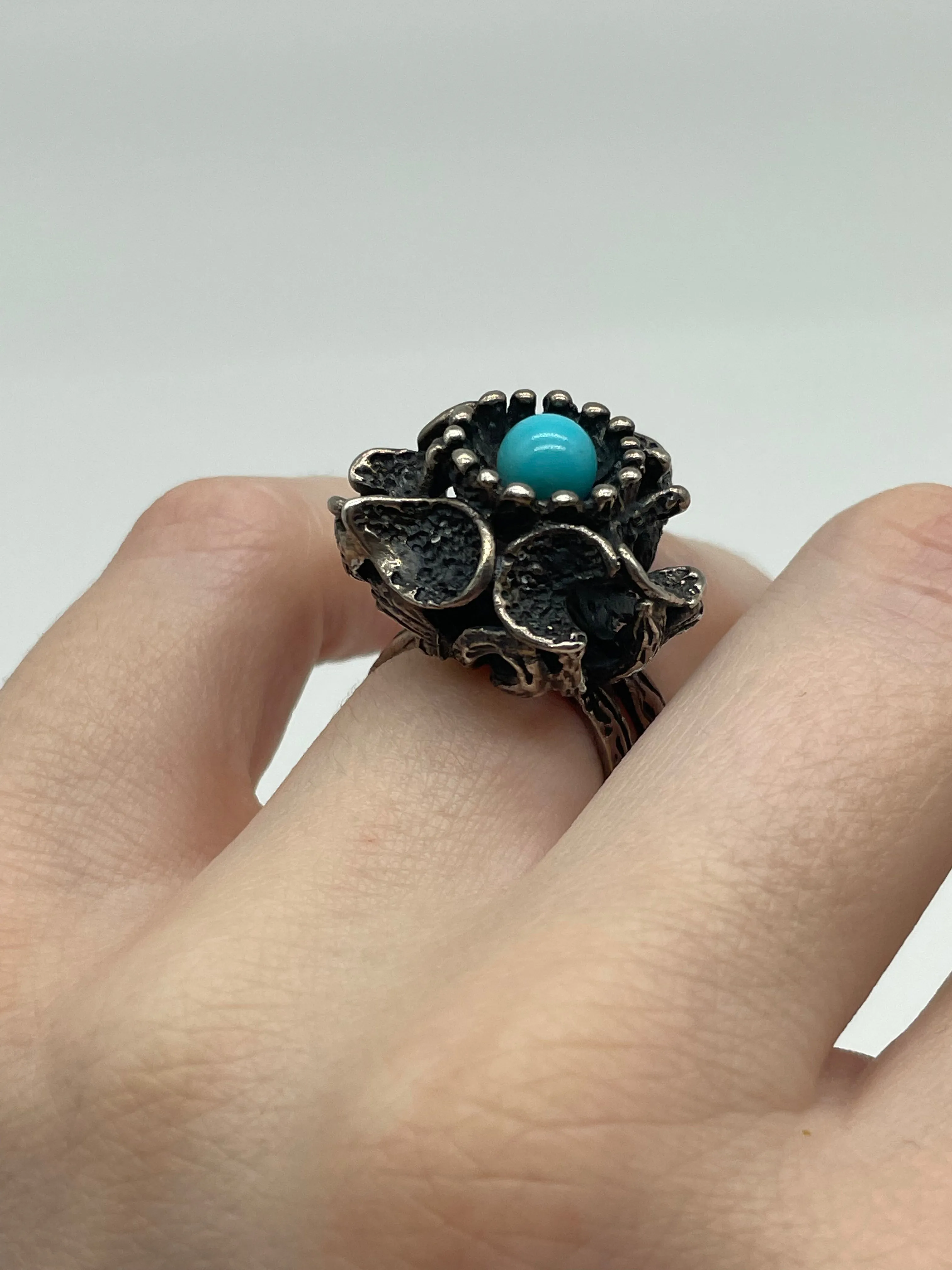 size 6.25 sterling silver heavy chunky synthetic turquoise ring