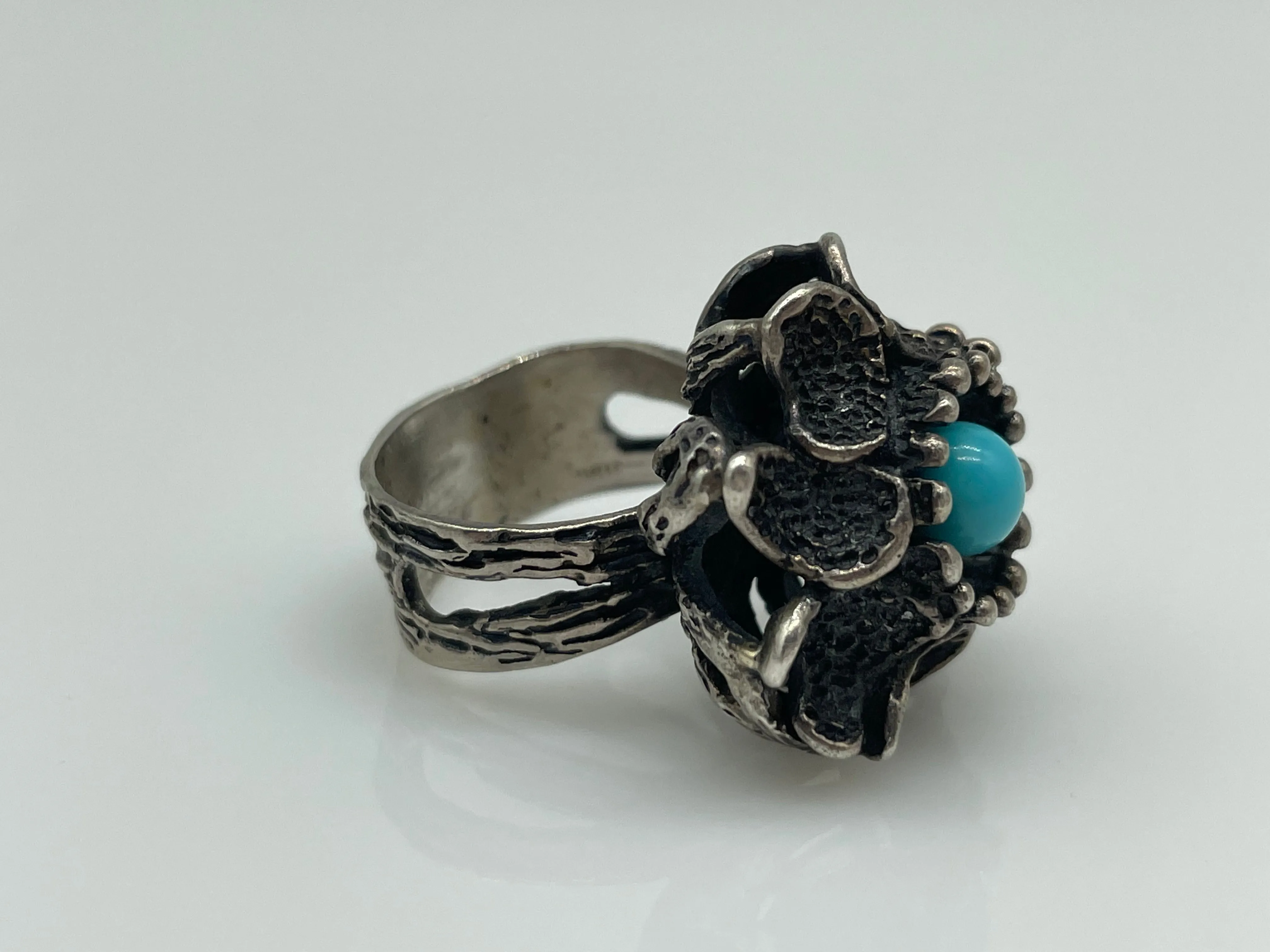 size 6.25 sterling silver heavy chunky synthetic turquoise ring