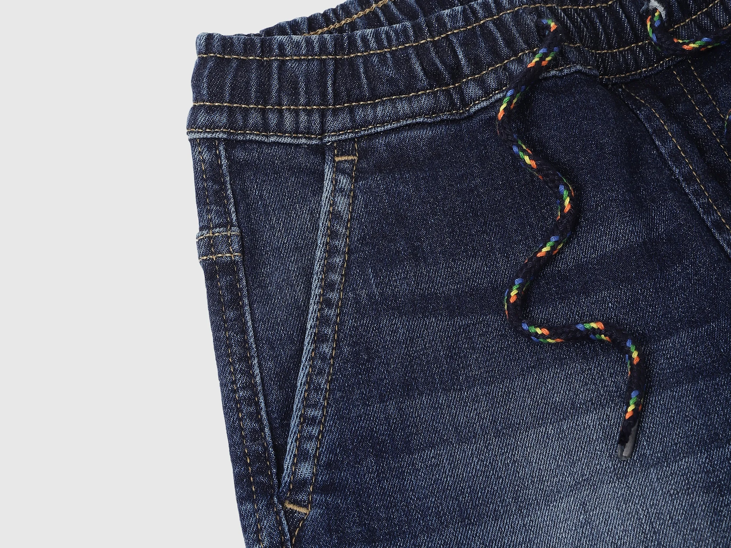 Solid Jogger Fit Jeans