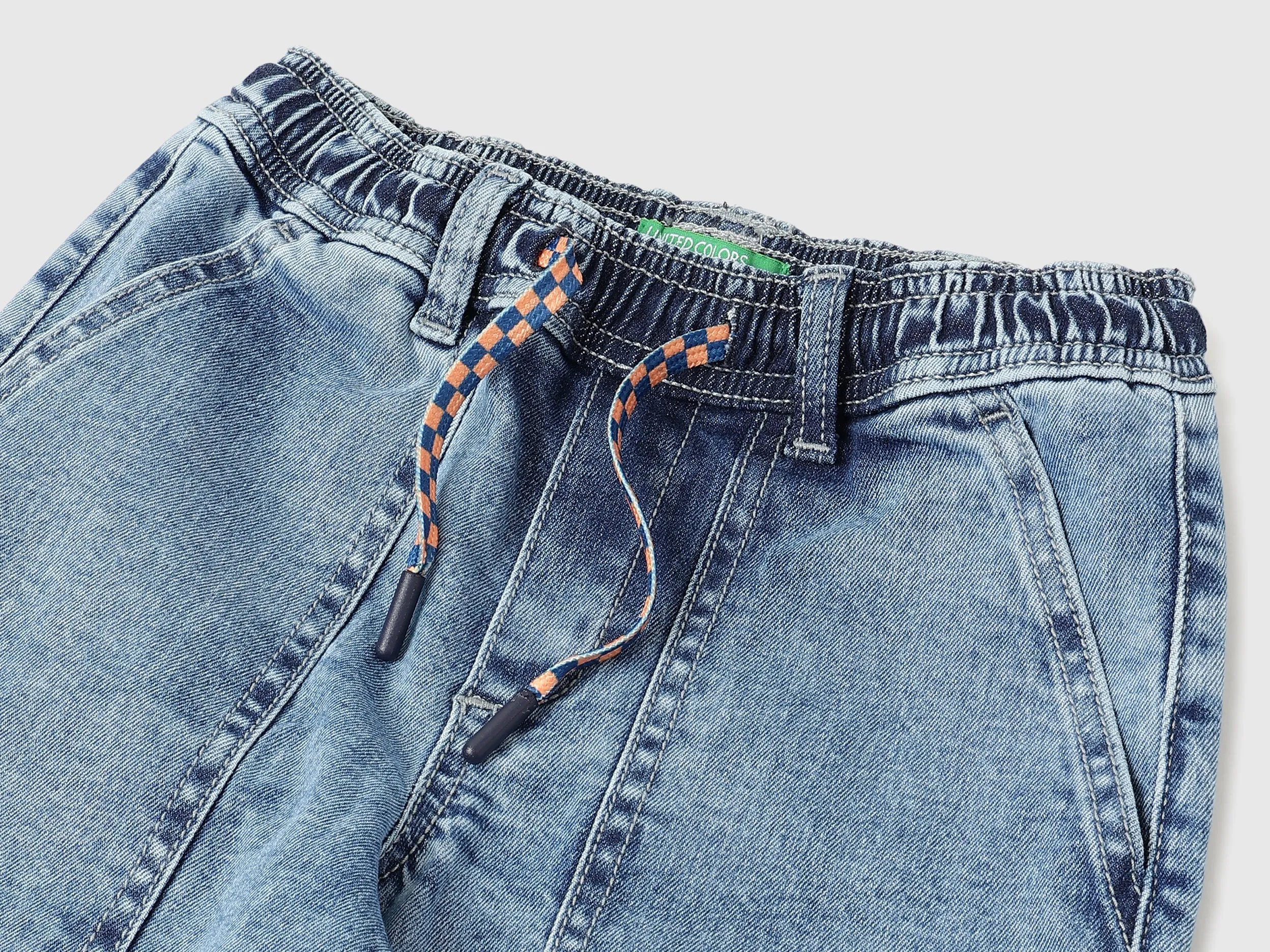 Solid Slouchy Fit Cargo Jeans