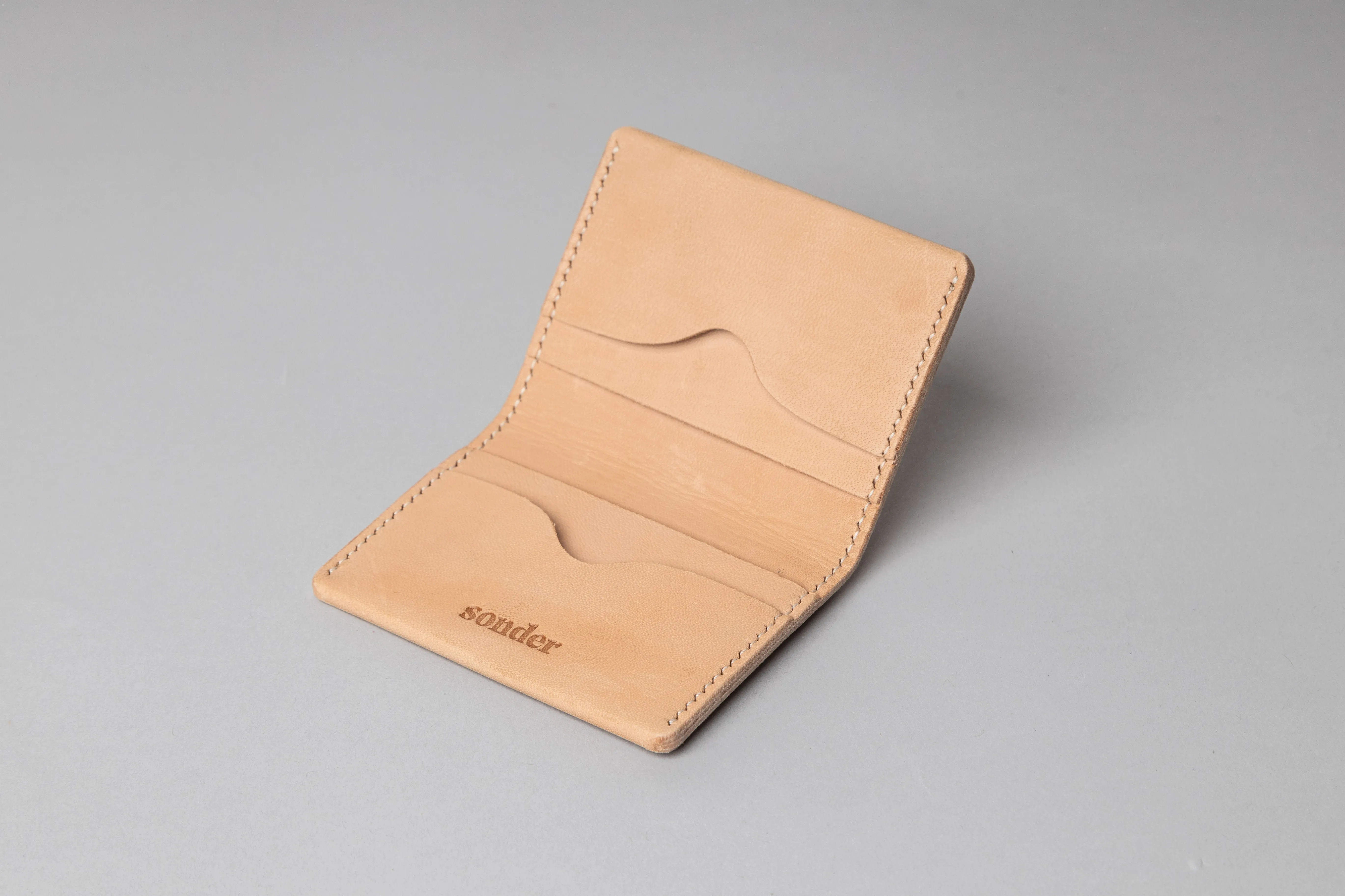 Sonder Driving Wallet Natural