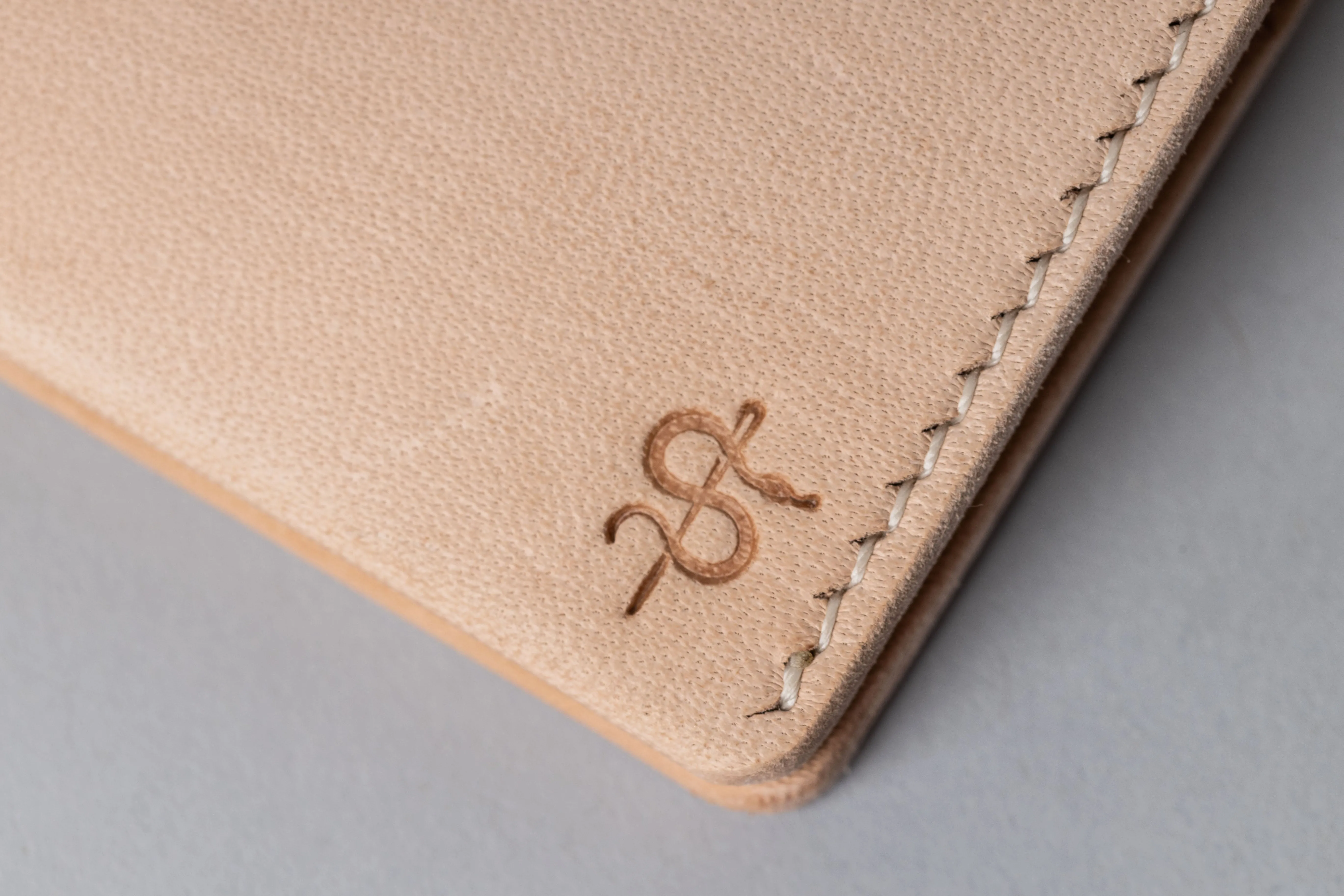 Sonder Driving Wallet Natural