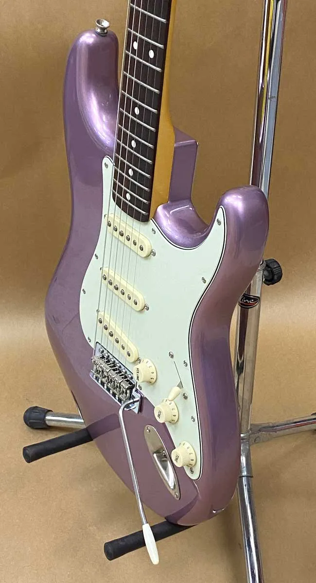 Squier Classic Vibe 60s Stratocaster - 2015 Burgundy Mist