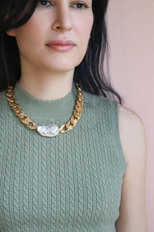 STATEMENT WAVE CHAIN NECKLACE WITH CULTURED PEARL