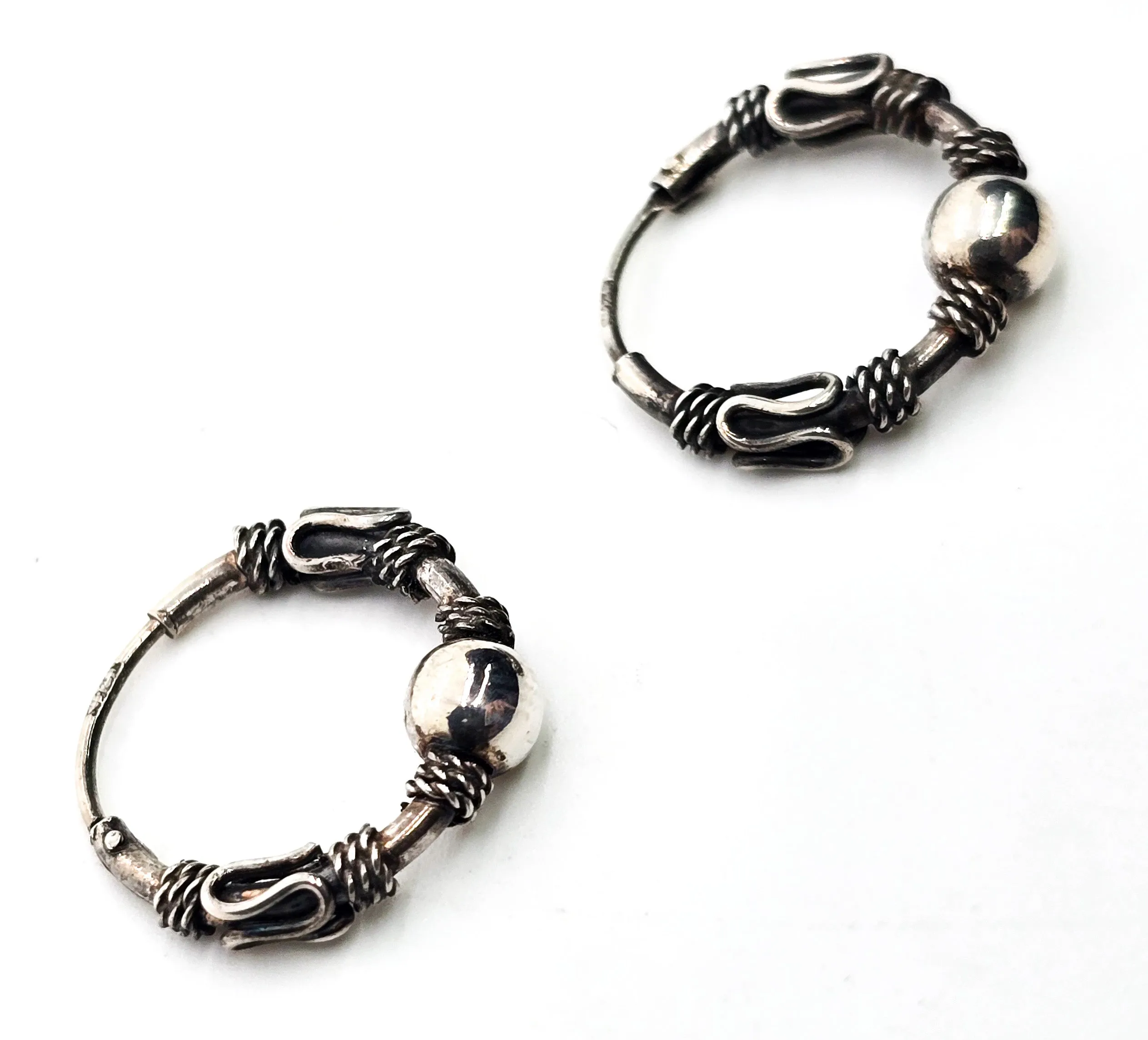 Tribal Balinese beaded ball sterling silver internal thread SU IN vintage hoop earrings