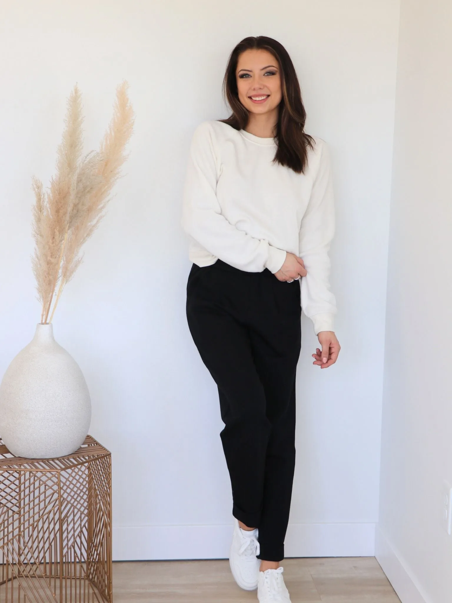 VARLEY The Rolled Cuff Pant 25
