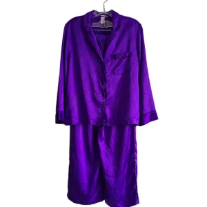 VICTORIA'S SECRET Purple Silky Charmeuse Logo Graphic 2-Piece Set Small Short