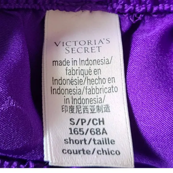 VICTORIA'S SECRET Purple Silky Charmeuse Logo Graphic 2-Piece Set Small Short