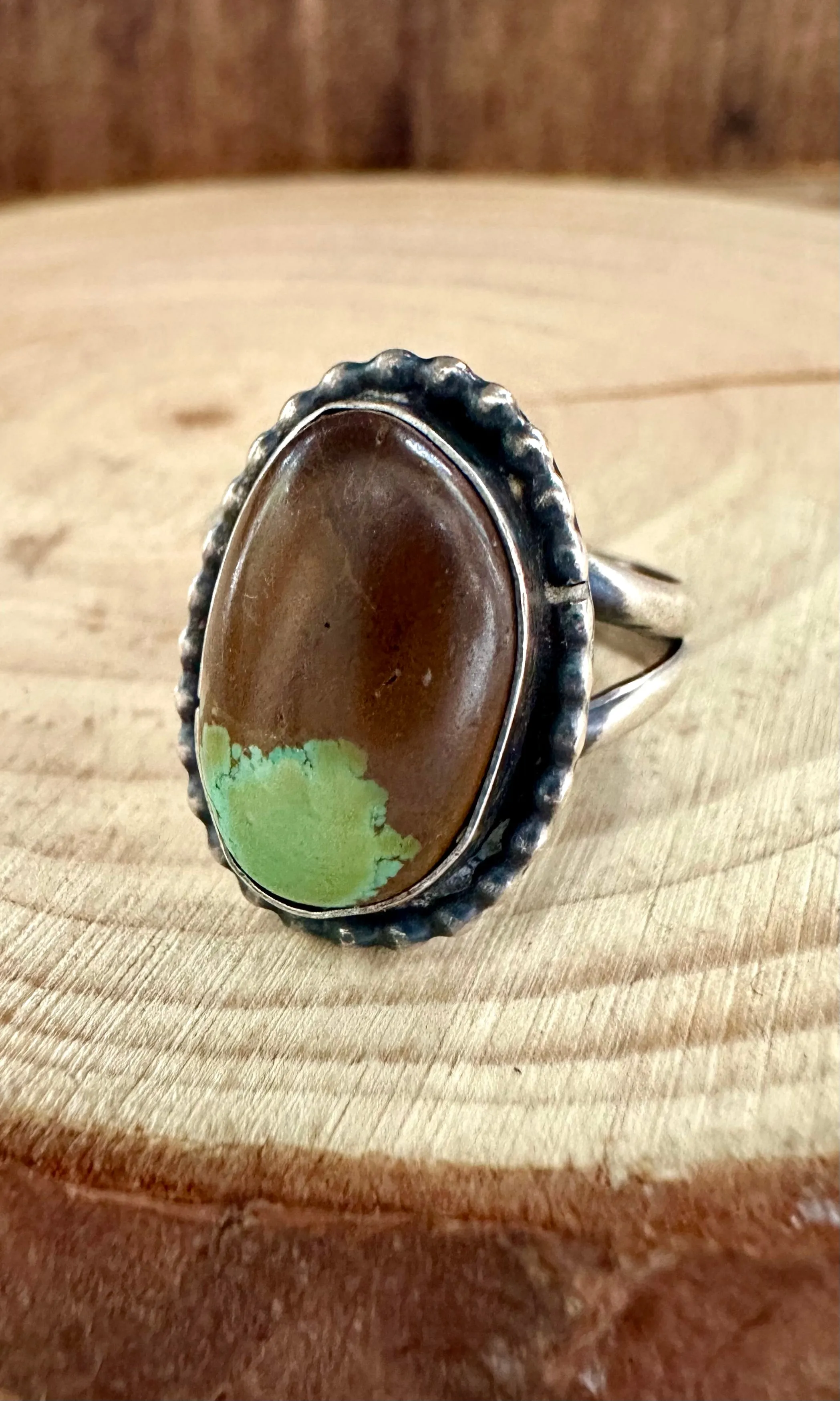 VINTAGE DINO EGG Silver & Turquoise Ring • Size 7 1/2
