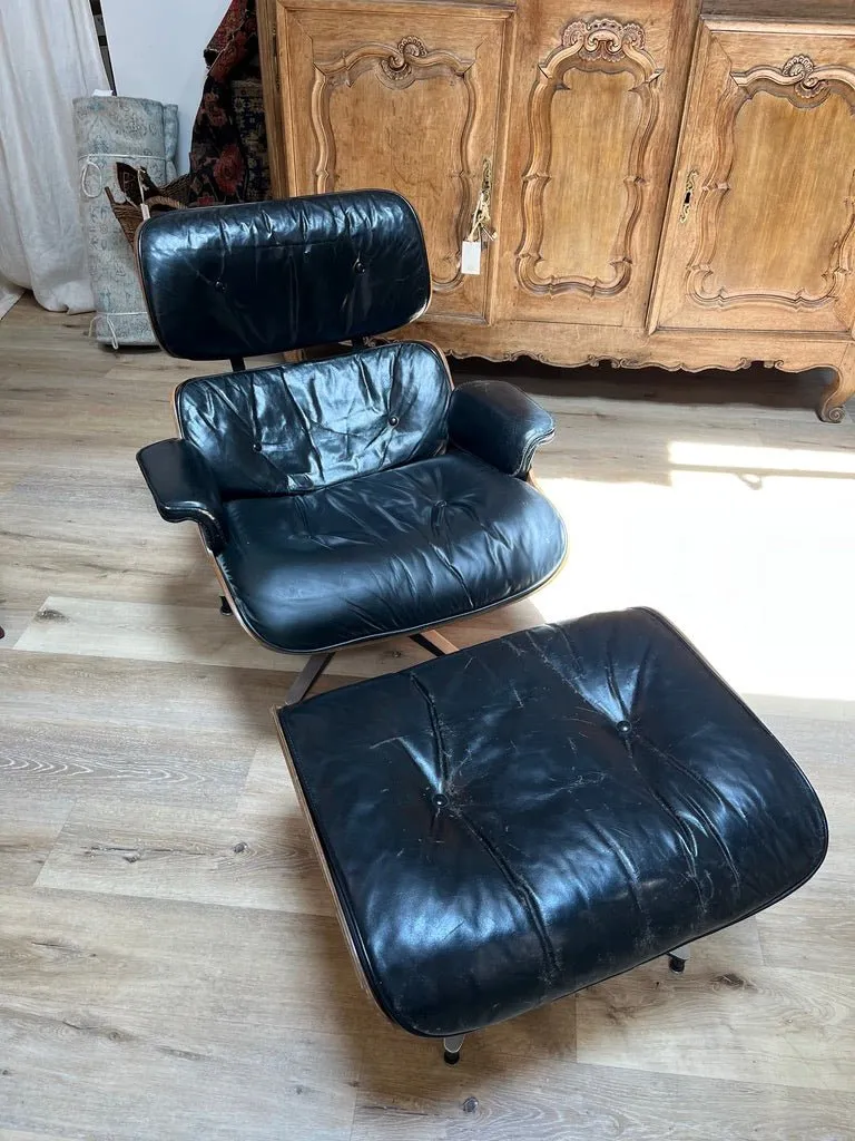 Vintage Eames Rosewood Lounge Chair, c. 1965