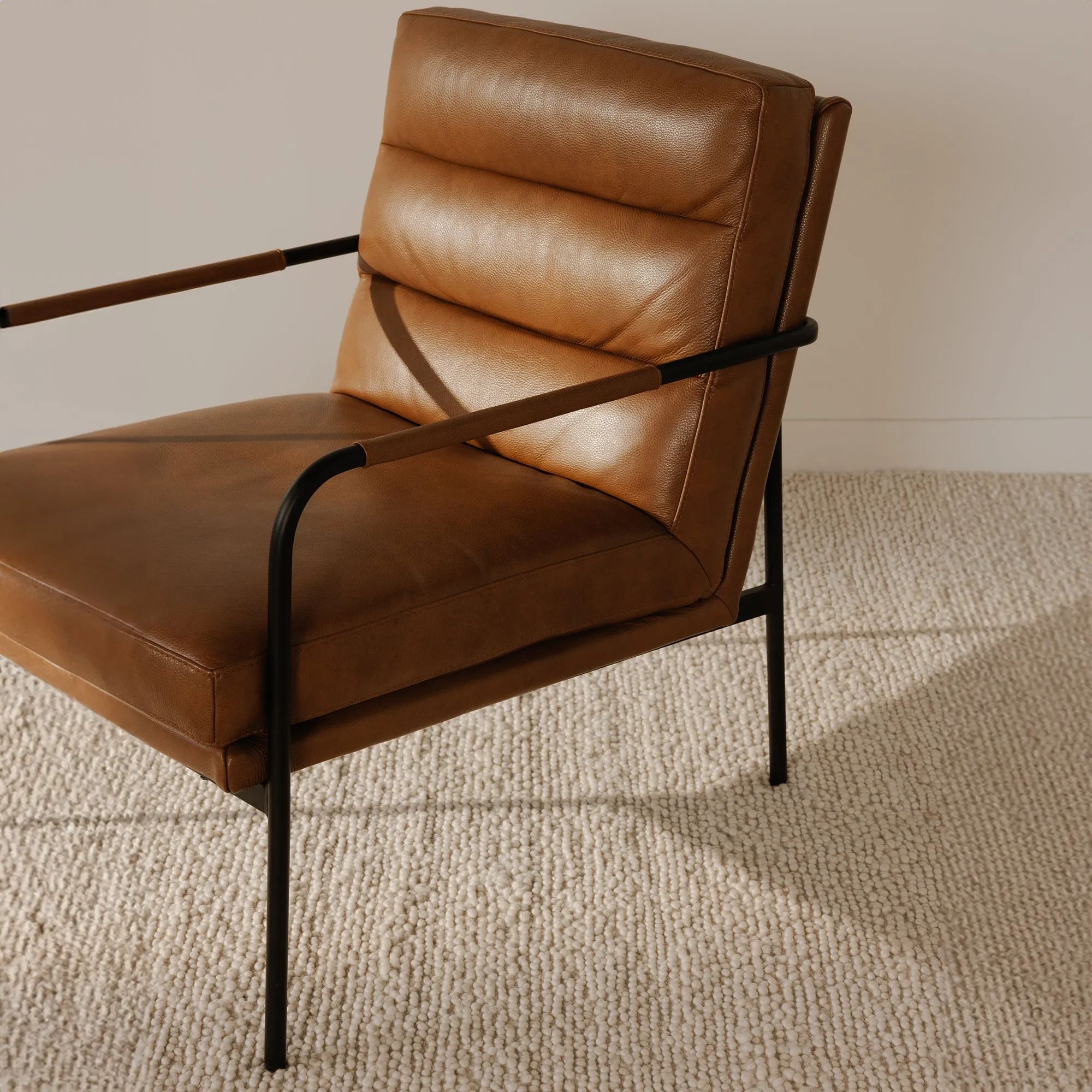 Vintage-Inspired Leather Armchair with Modern Twist