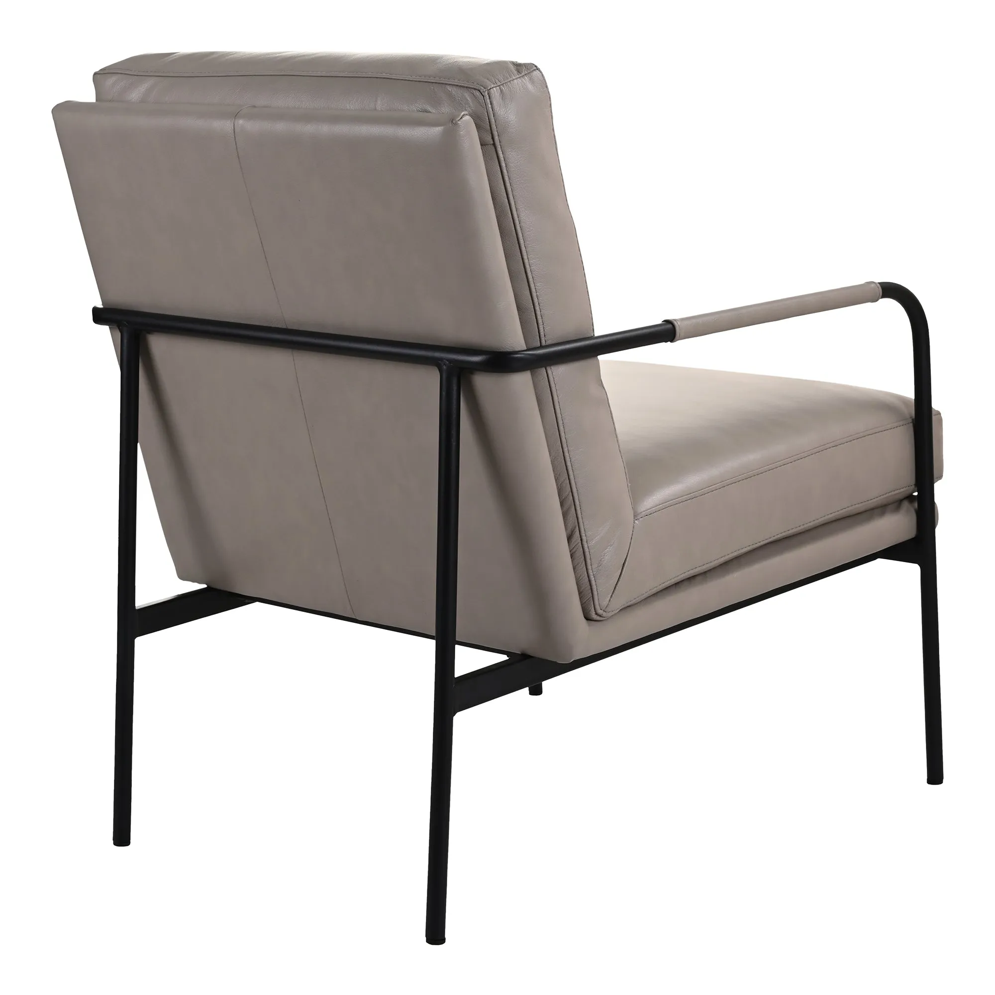 Vintage-Inspired Leather Armchair with Modern Twist