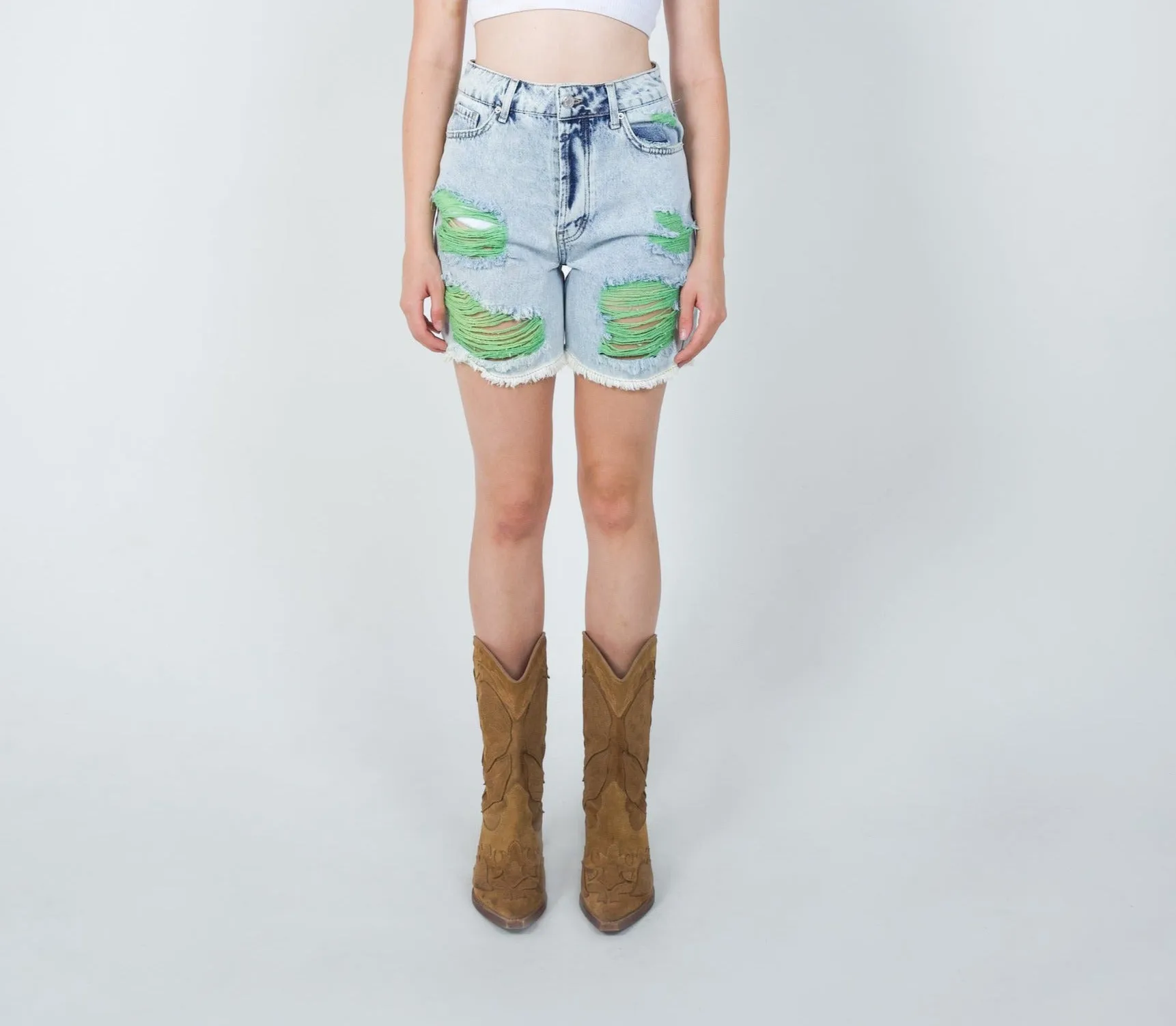 Vintage wash ripped denim short