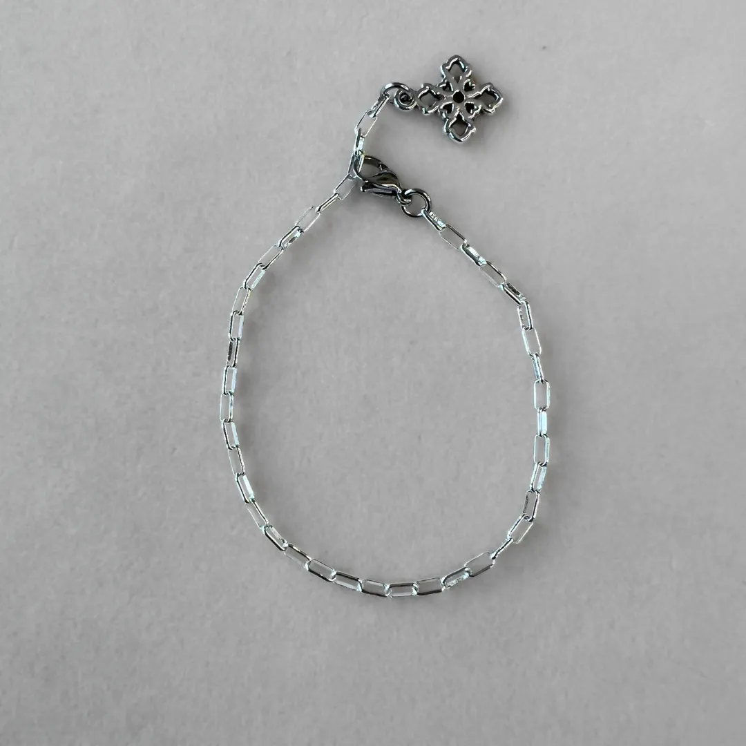 Virtual Charm Bar | Mini Paper Clip Bracelet